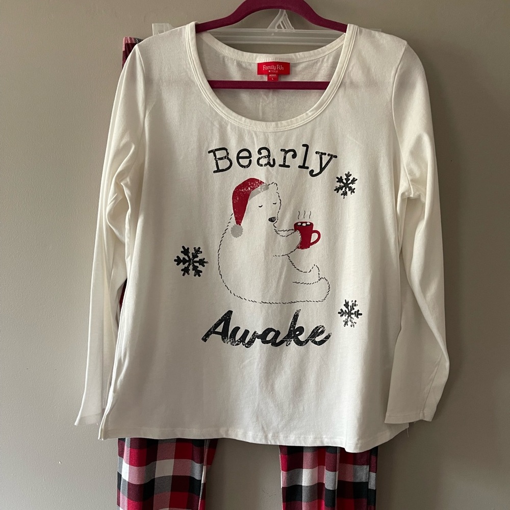 Christmas Family PJs/Bearly Awake, Size L